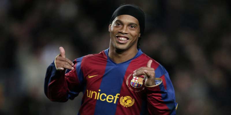 Ronaldinho: The Football Magician Who Redefined Joy